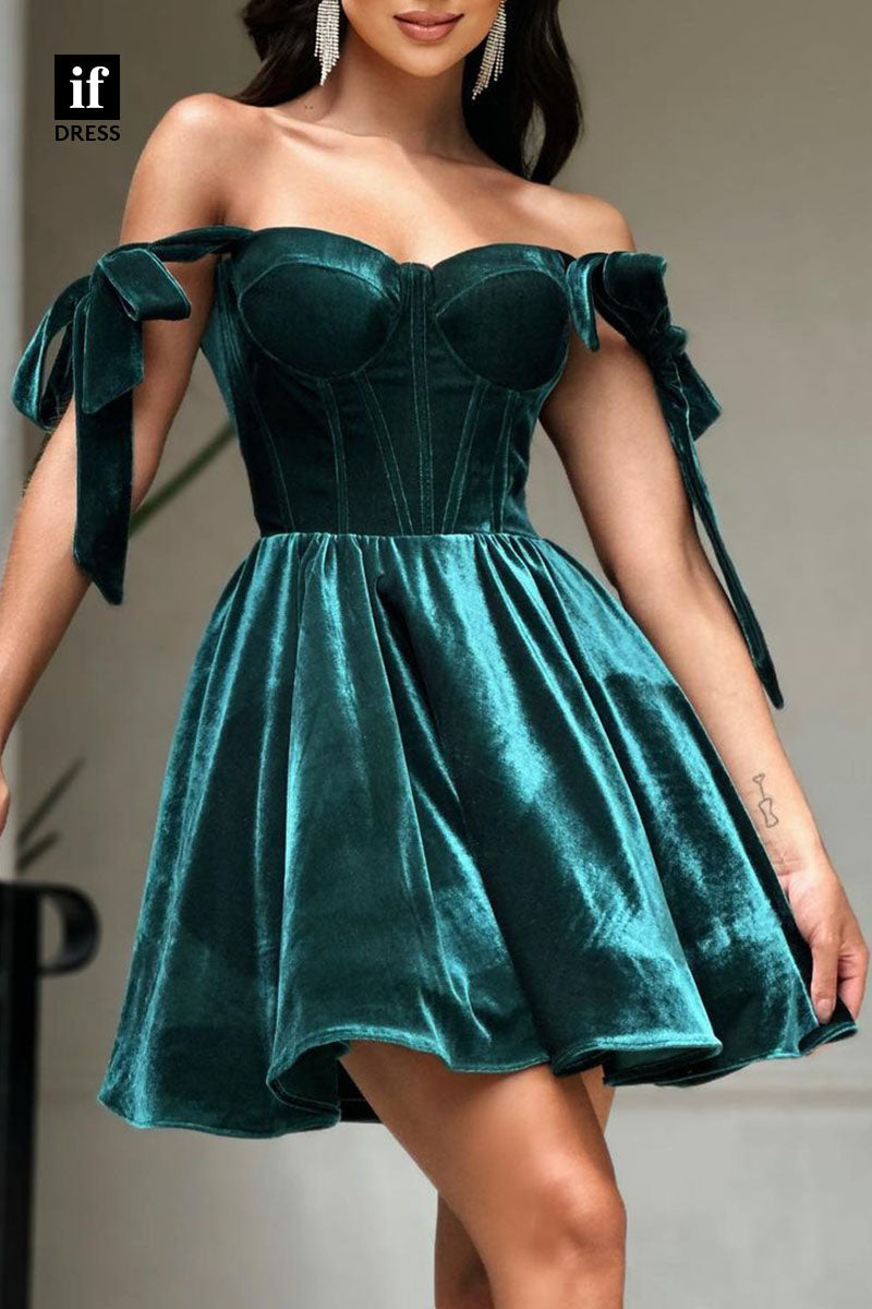 F1188 - Sweetheart Ruched Velvet A-Line Velvet Mini Homecoming Dress