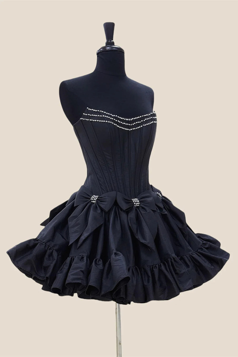 Black Homecoming Dress Corset Strapless A Line Short Prom Dress With Bows