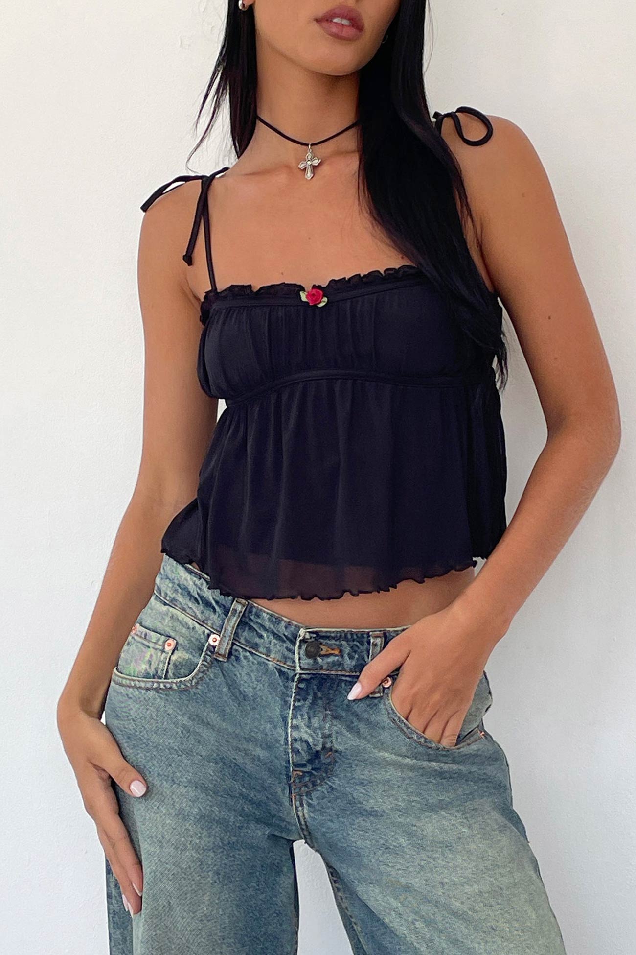 Tie-straps Lace Cami Crop Top