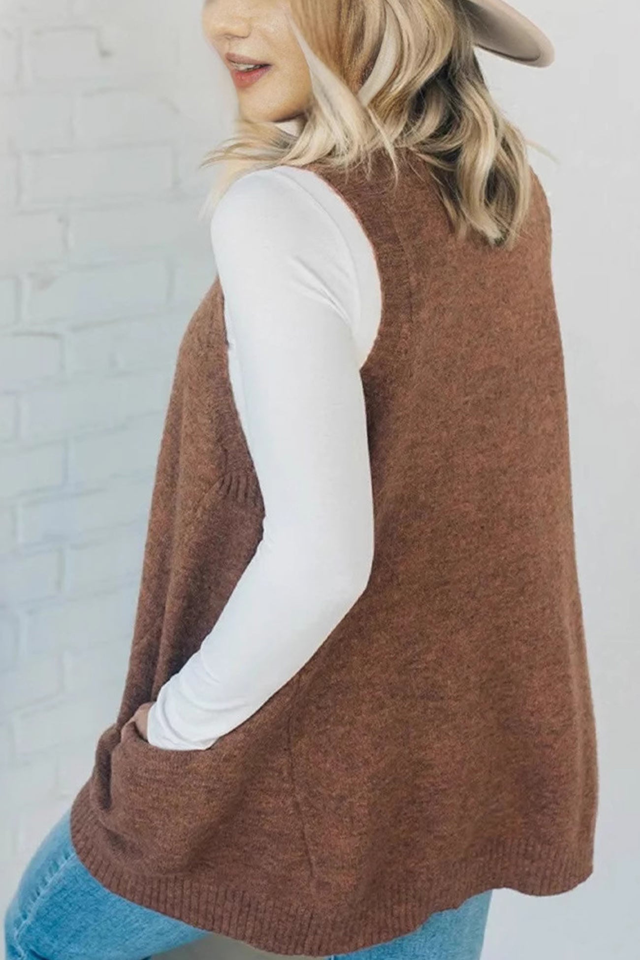 V Neck Front With Pocket Knit Vest