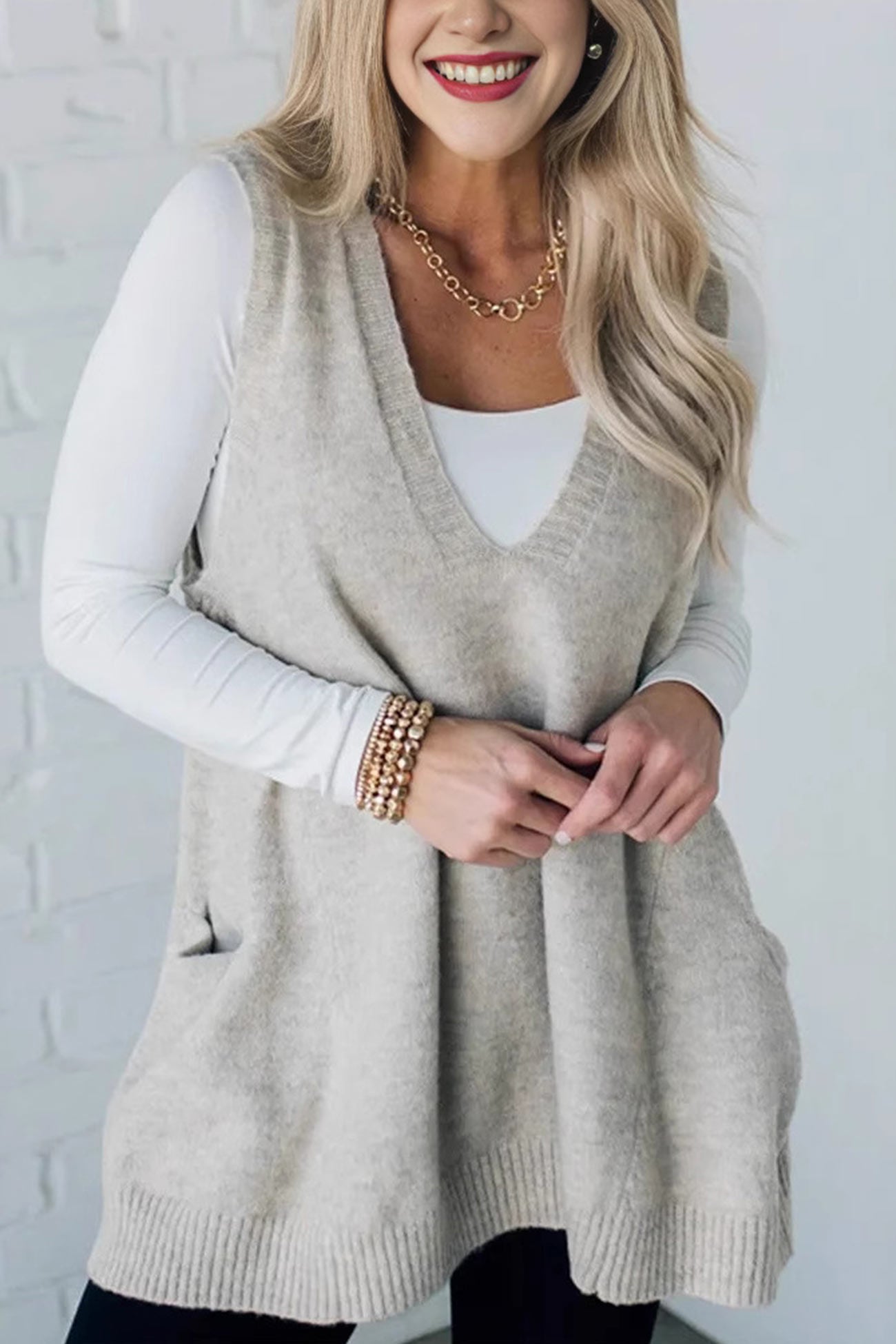 V Neck Front With Pocket Knit Vest