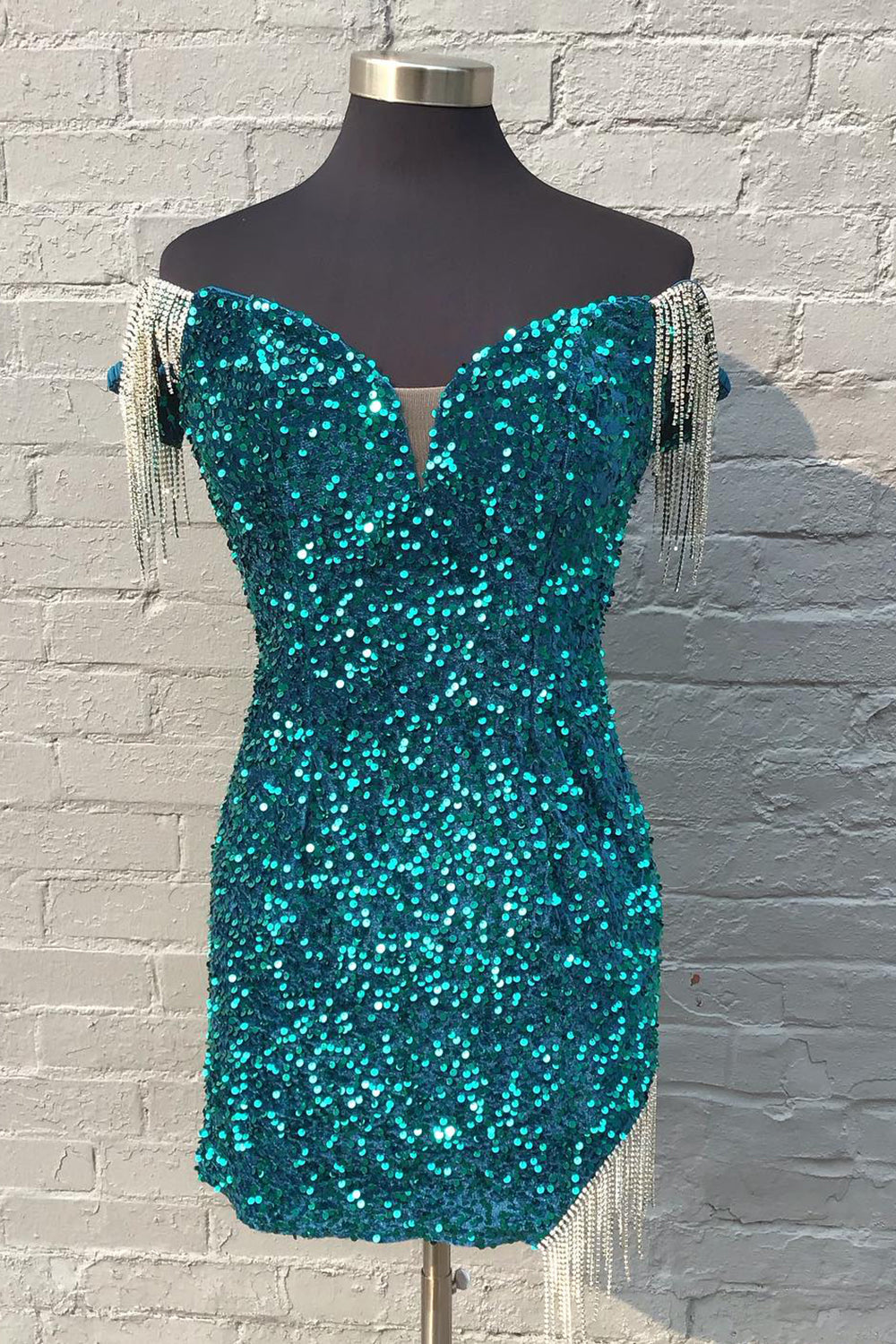 Green Homecoming Dress Fringed Sequin Tight Short Prom Dress