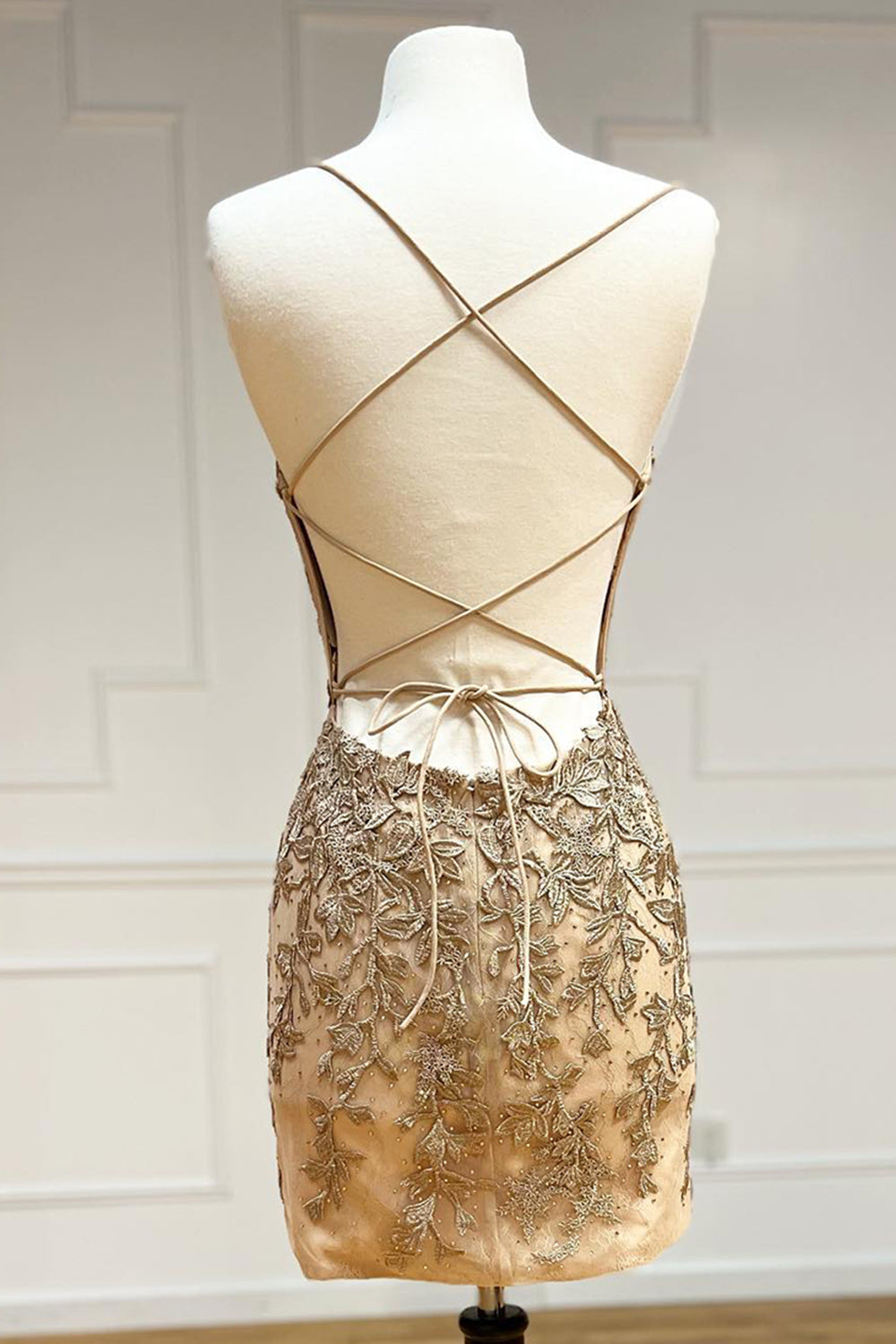 Champagne Homecoming Dress Spaghetti Straps Tight Short Prom Dress with Appliques