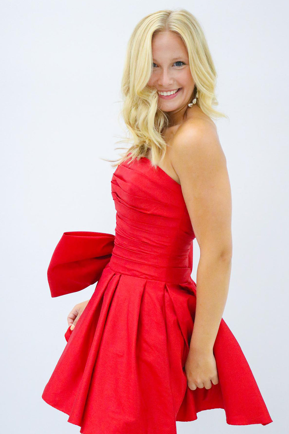 Red Homecoming Dress Strapless A-Line Satin Short Prom Dress with Bowknot