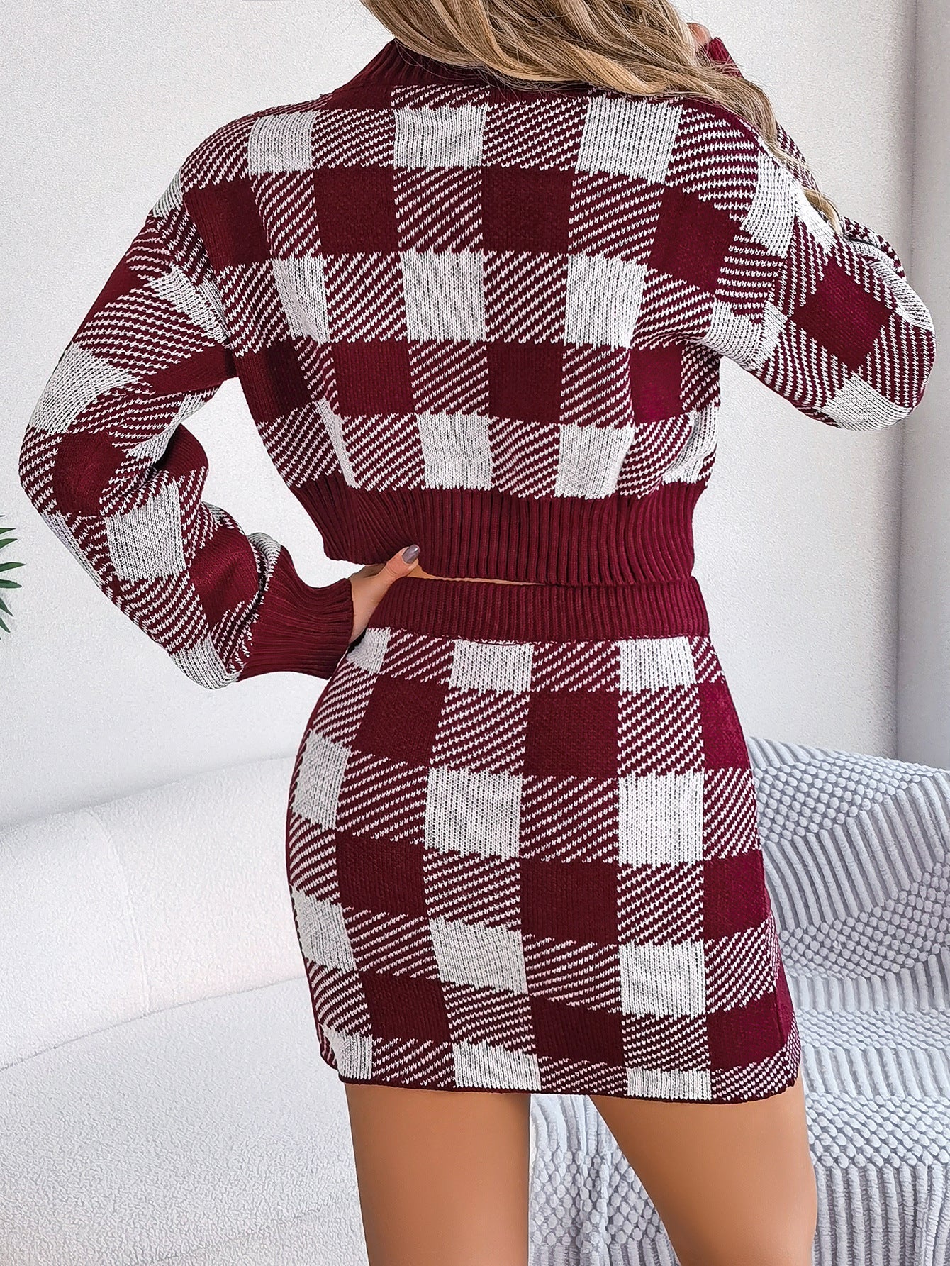 Plaid long sleeve short sweater skirt suit