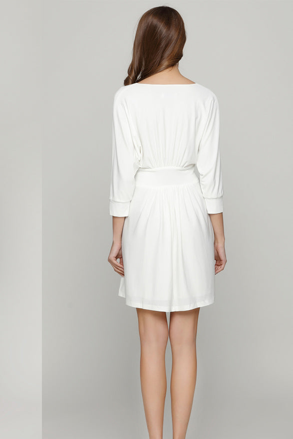 White A-line V-neck Cocktail Dress With Sleeves