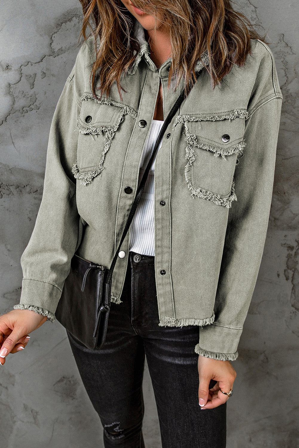 Distressed Flap Pockets Frayed Hemline Denim Jacket